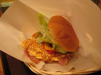 �s���Ɛ��E��m�{�̔��e�@�E���e��arche